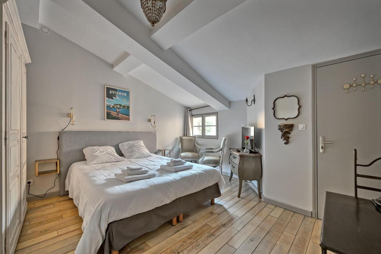Au Coeur Des Papes, Dans Batisse De Charme Studios & Appartements En Coeur De Ville Avignon Eksteriør bilde
