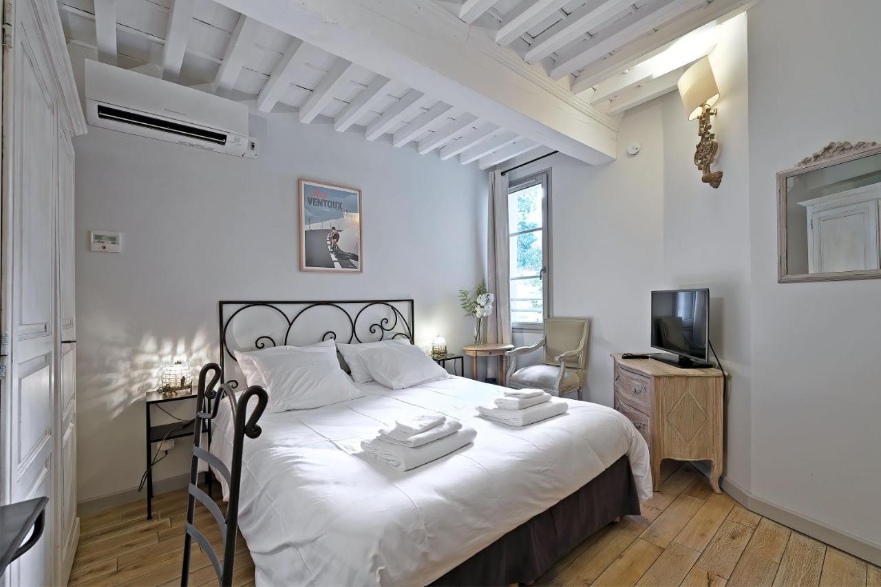 Au Coeur Des Papes, Dans Batisse De Charme Studios & Appartements En Coeur De Ville Avignon Eksteriør bilde