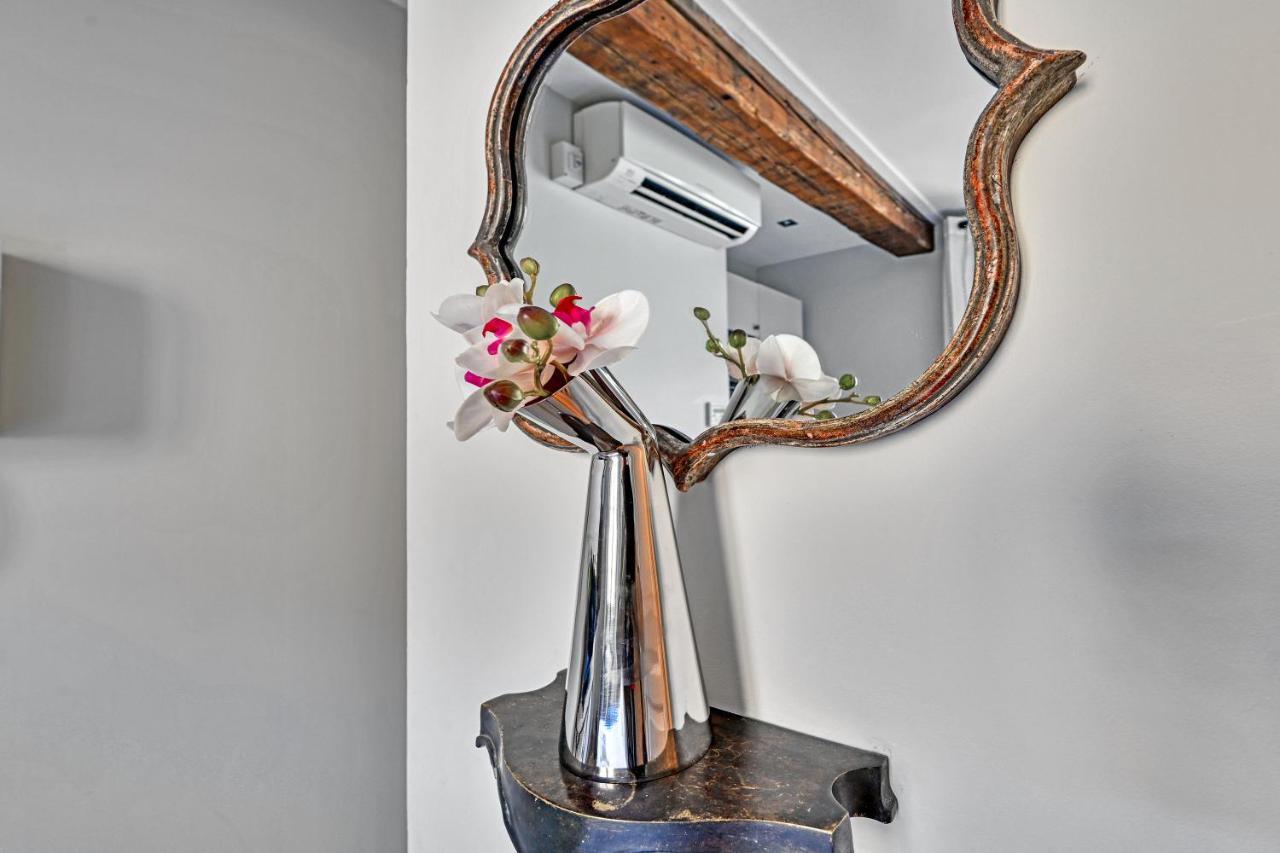 Au Coeur Des Papes, Dans Batisse De Charme Studios & Appartements En Coeur De Ville Avignon Eksteriør bilde