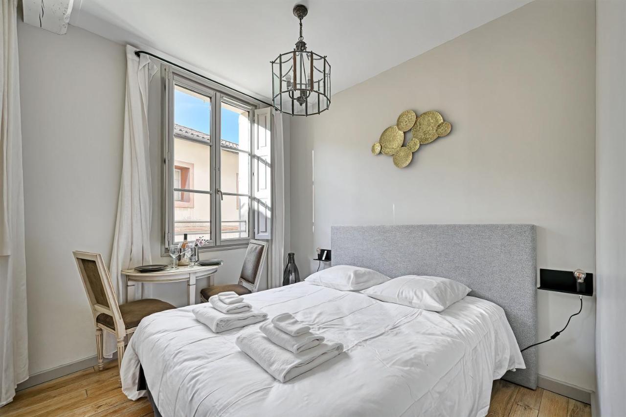 Au Coeur Des Papes, Dans Batisse De Charme Studios & Appartements En Coeur De Ville Avignon Eksteriør bilde