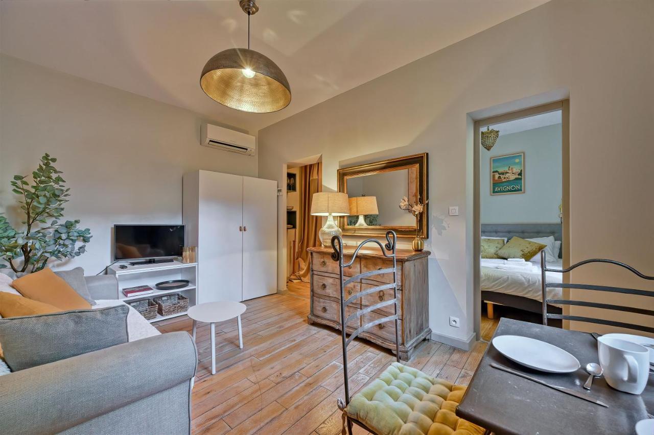 Au Coeur Des Papes, Dans Batisse De Charme Studios & Appartements En Coeur De Ville Avignon Eksteriør bilde