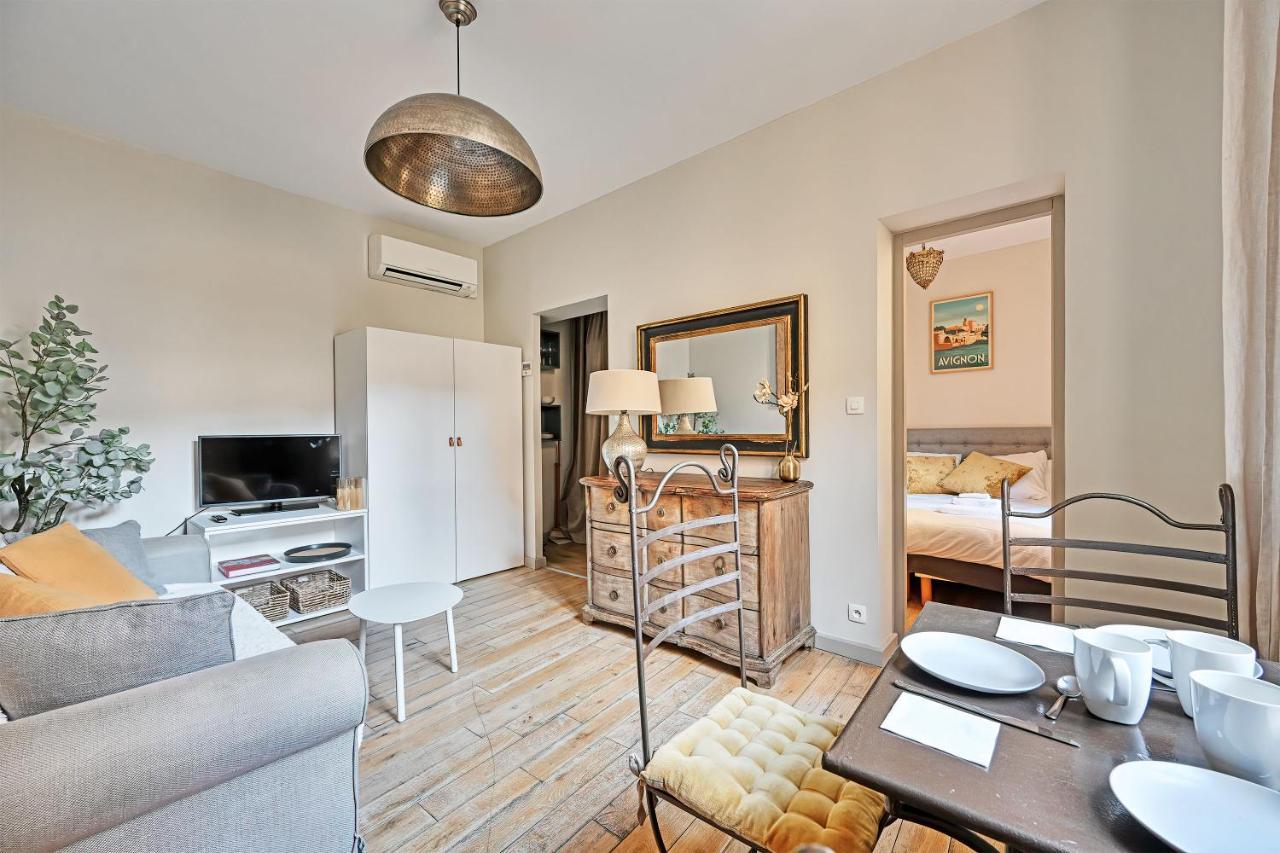 Au Coeur Des Papes, Dans Batisse De Charme Studios & Appartements En Coeur De Ville Avignon Eksteriør bilde
